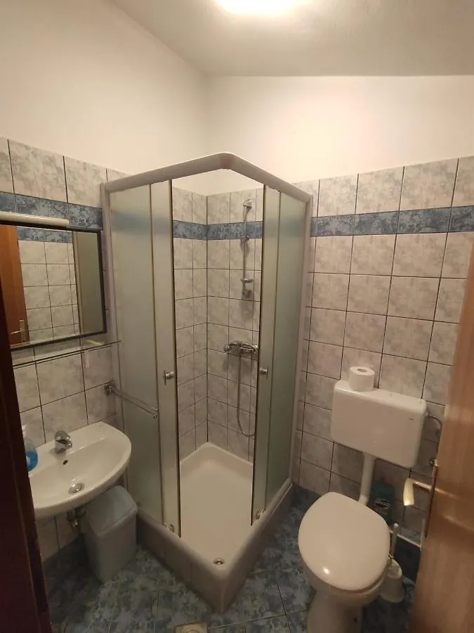 Apartments Stivic Pinezici